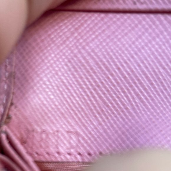 Auc Prada Saffiano Lether Bow Flap long Wallet on Chain Mint conditin! - Picture 5 of 16